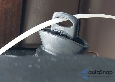 2000 Ford E-150 Recreational из США, поврежденный, VIN 1FDRE14W0YHC04870